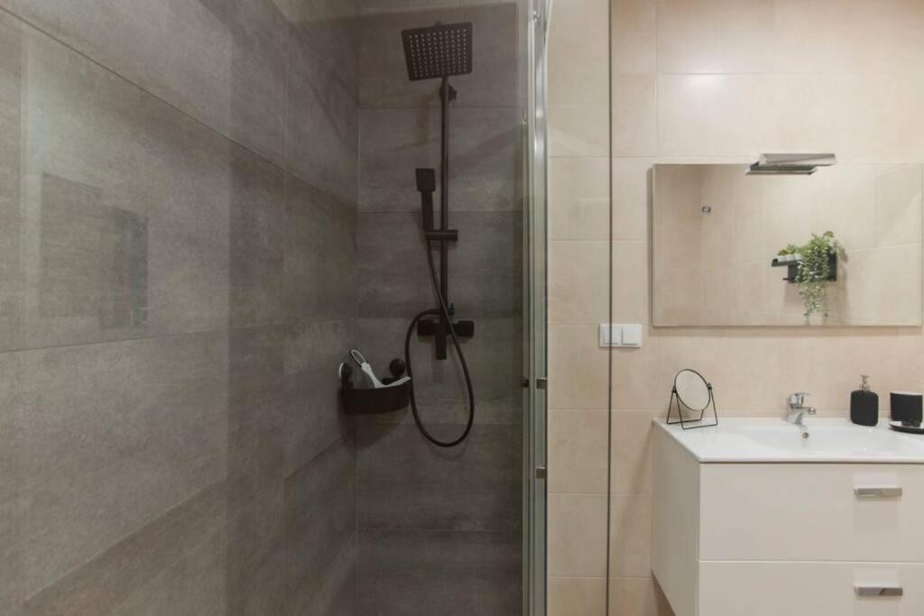 Design In The Historic Center Apartment *